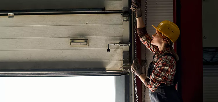 Addressing Common Garage Door Stoppage Issues in Huntington Park, CA